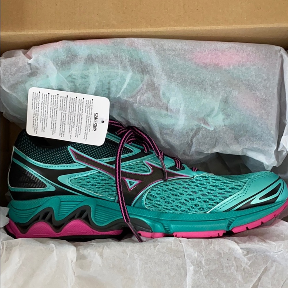 Mizuno Wave Inspire Women’s size 8